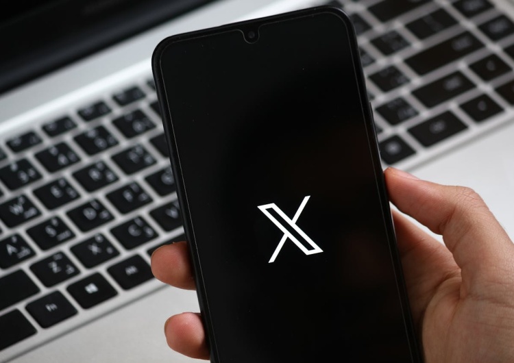 Platforma X, zdjęcie poglądowe Potężna awaria platformy X