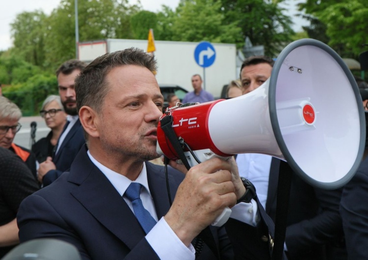 Rafał Trzaskowski Nieznany fanpage zalał sieć reklamami Trzaskowskiego. Dokąd prowadzą ślady?