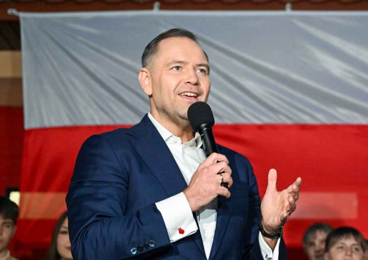 Karol Nawrocki na spotkaniu z mieszkańcami Chrzanowa Trzaskowski czy Nawrocki? Jest nowy sondaż