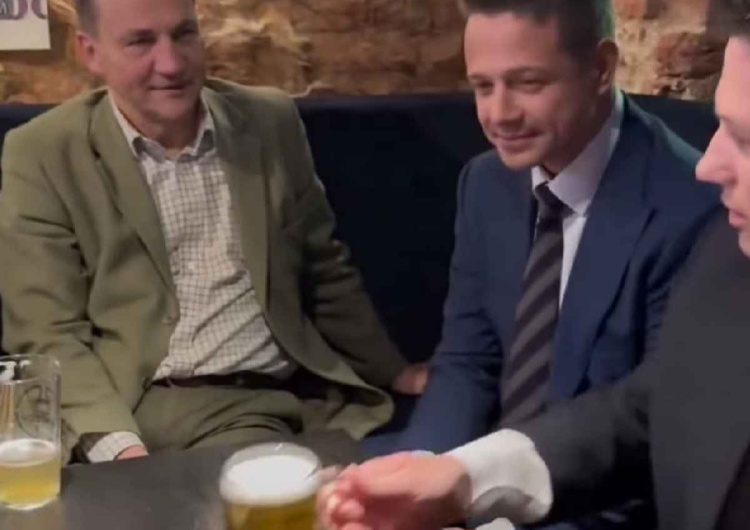 Od lewekj: Radosław Sikorski, Rafał Trzaskowski i Sławomir Mentzen Poseł Konfederacji: Jeśli Trzaskowski z Sikorskim zapraszają na piwo, to coś knują