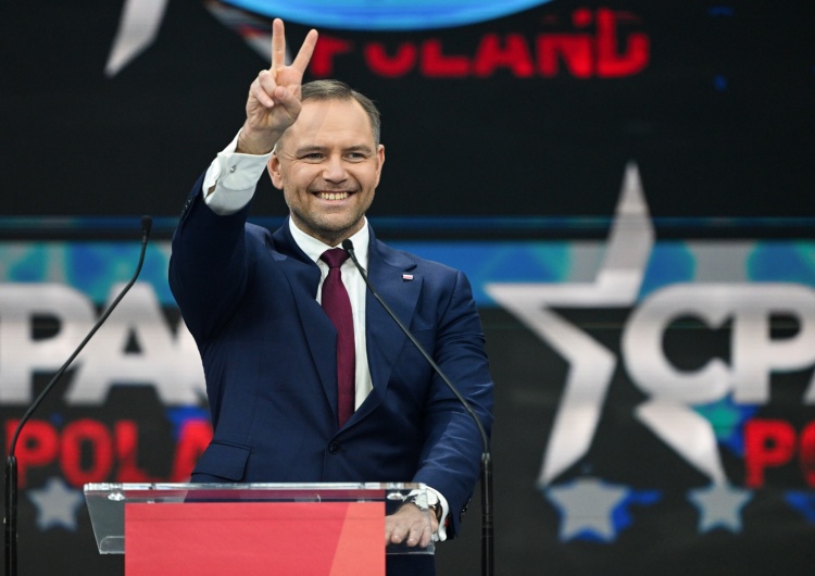 Karol Nawrocki Karol Nawrocki na CPAC Polska 2025: Będę dążył do jednostronnego wypowiedzenia paktu migracyjnego dla obrony polskich granic