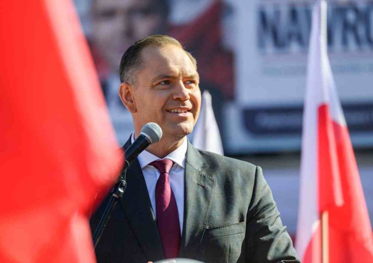 Karol Nawrocki z poparciem od Jasona Millera Związany z Trumpem Jason Miller: Żeby Polska była Polską