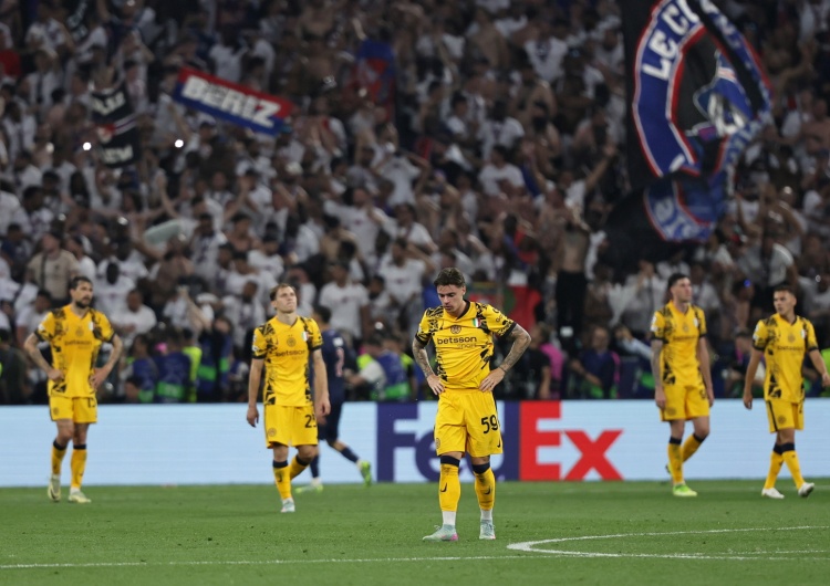 Piłkarze Interu Mediolan po porażce z PSG Bolesna porażka Interu w finale Ligi Mistrzów. Tak zareagowali Zieliński i Zalewski