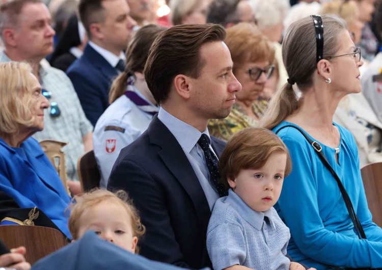 Krzysztof Bosak Bosak: Gratulacje dla tych, którzy wygrali z kameleonem establishmentu i globalistów!