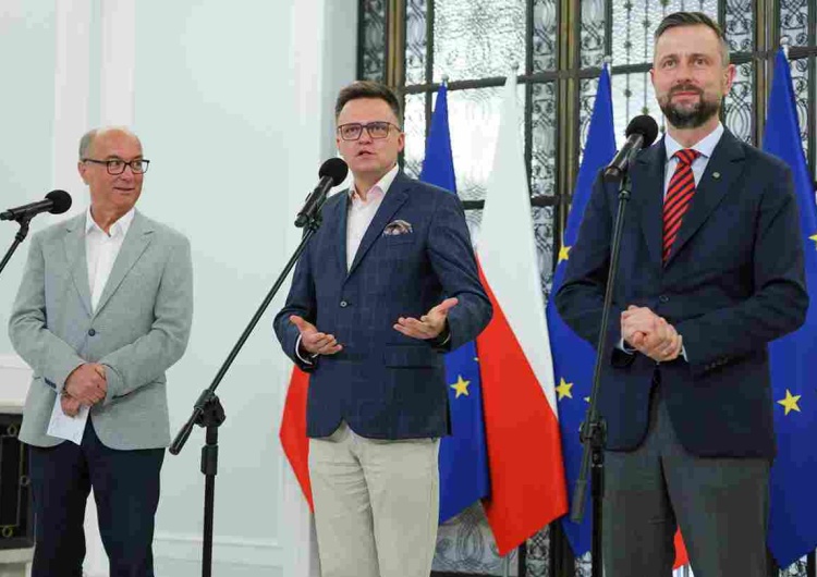Od lewej: Włodzimierz Czarzasty, Szymon Hołownia i Władysław Kosiniak-Kamysz  Spotkanie liderów koalicji rządzącej. Donald Tusk nie pojawił się na konferencji po rozmowach 