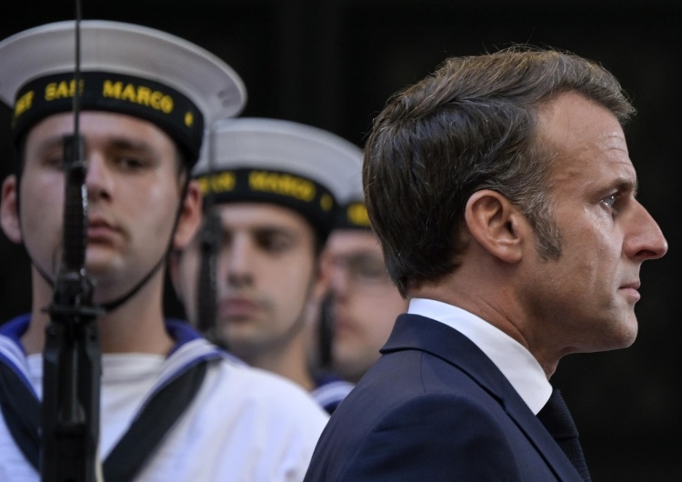 Prezydent Francji Emmanuel Macron Kłopotliwy raport francuskich służb. Chodzi o działalność Bractwa Muzułmańskiego
