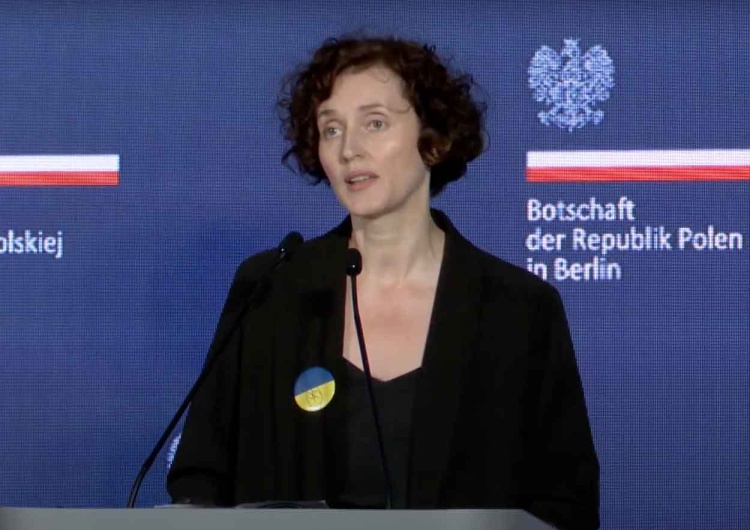Reżyser Elwira Niewiera Szokujące słowa w polskiej ambasadzie w Berlinie: