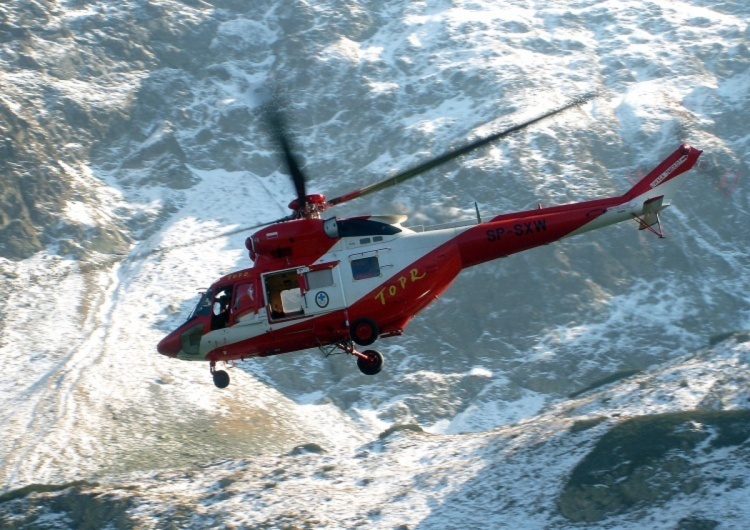TOPR / SP-SXW - Sokół SP-SXW Tatrzańskiego Ochotniczego Pogotowia Ratunkowego Awaria śmigłowca w górach. Szef MON wydał komunikat