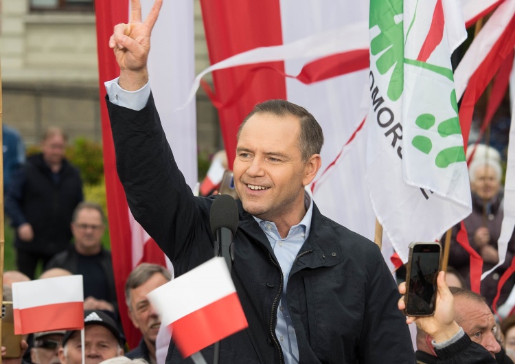 Nie dostali pracy, bo głosowali na Nawrockiego. Przedsiębiorca złamał prawo?