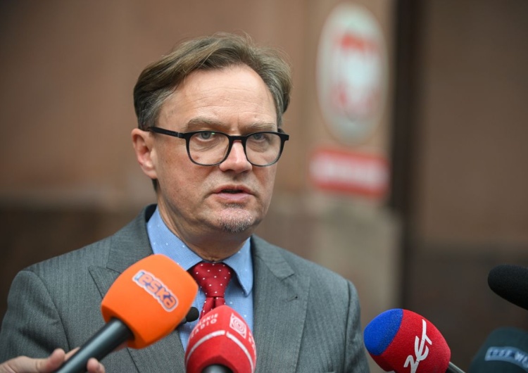 Paweł Wroński Ambasada zaleca turystom opuszczenie Jordanii. Rzecznik MSZ: Biuro podróży odpowiada za ich wyjazd