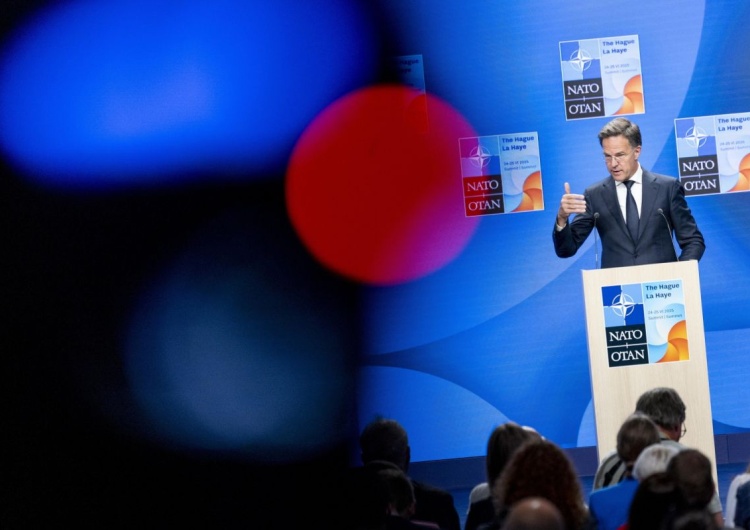 Mark Rutte Rosja zbroi się w przerażającym tempie. Szokujące dane
