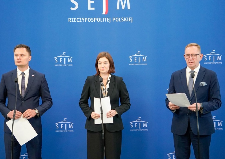 Posłowie PiS: Krzysztof Ciecióra, Anna Gembicka i Robert Telus