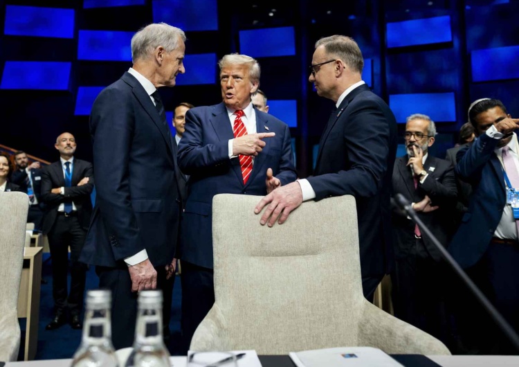 Szczyt NATO w Hadze. Od lewej: norweski premier Jonas Gahr Store, prezydent USA Donald Trump i prezydent Polski Andrzej Duda. Mastalerek po szczycie NATO: Oczekuję od premiera Tuska tylko trzech słów