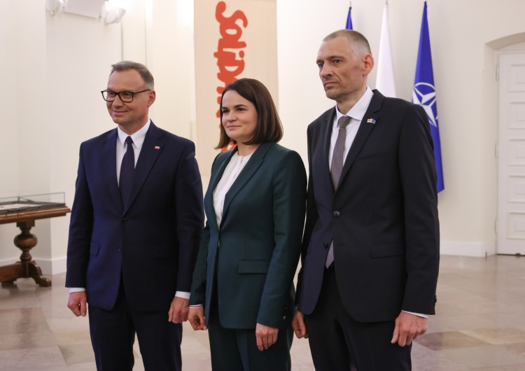 Andrzej Duda, Swietłana Cihanouska, Siarhiej Cichanouski Andrzej Duda spotkał się ze Swiatłaną oraz Siarhiejem Cichanouskimi