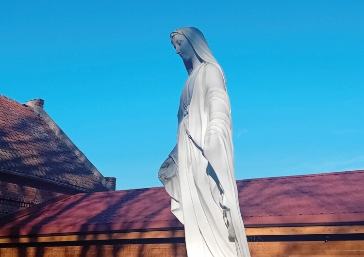 Pomnik Matki Boskiej Gietrzwałd - serce polskości ochronione przed inwestycją Lidla