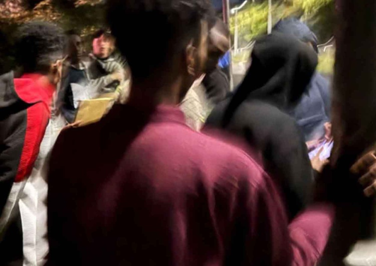 Dwóch nieletnich imigrantów trafiło do Domu Dziecka w Biłgoraju 8 i 10 maja Nielegalnych imigrantów umieszczono w domu dziecka w Biłgoraju