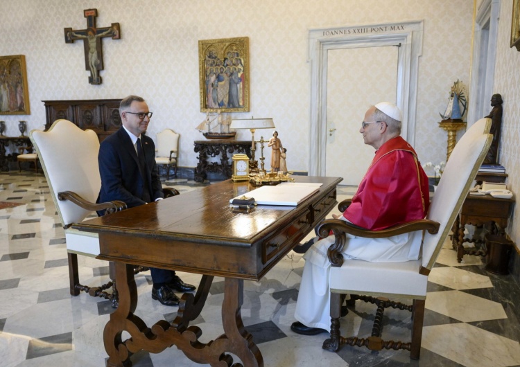 Od lewej: prezydent Andrzej Duda, papież Leon XIV Papież spotkał się dziś w prezydentem Andrzejem Dudą