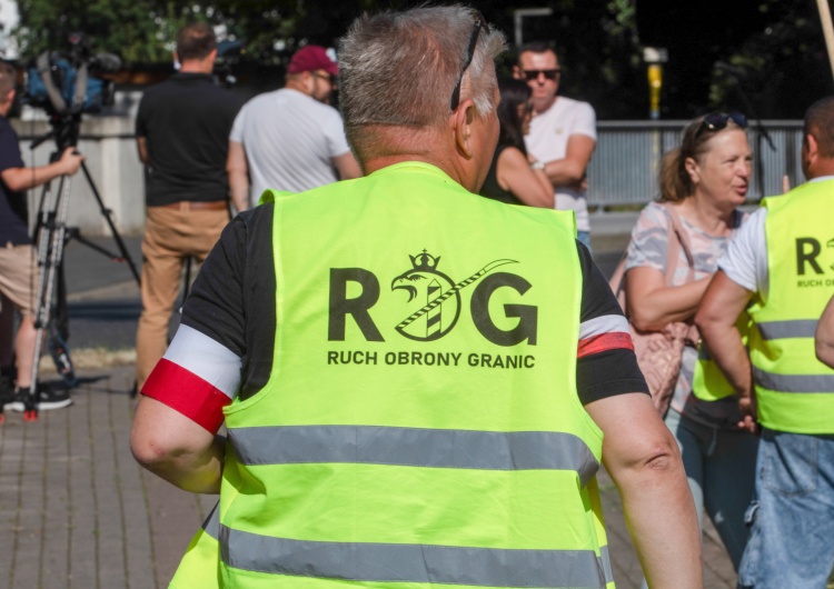Członek Ruchu Obrony Granic Gdy Państwo abdykuje...