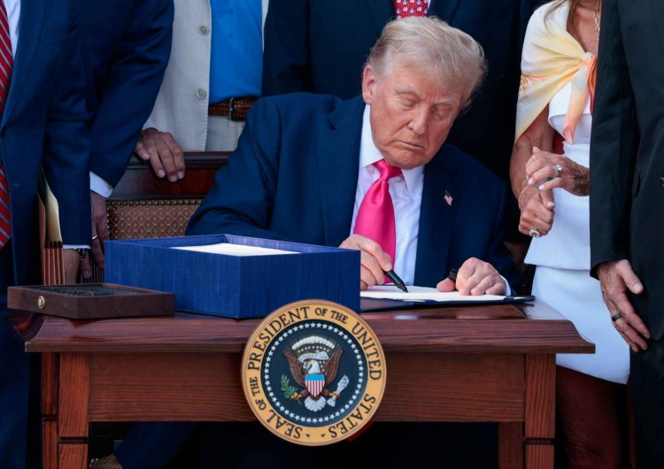 Donald Trump Przełom w relacjach USA-Ukraina? Zełenski: To była najlepsza rozmowa z prezydentem Trumpem