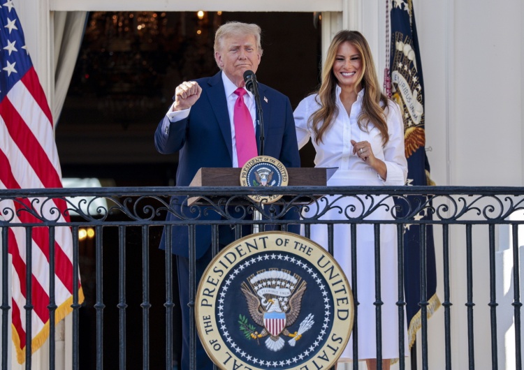 Donald Trump Trump: Będą dodatkowe cła za sprzyjanie BRICS