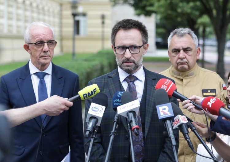 Wiesław Leśniakiewicz, Grzegorz Duniec, Józef Galica Dr Duniec: Najbardziej intensywnych opadów spodziewamy się najbliższej nocy