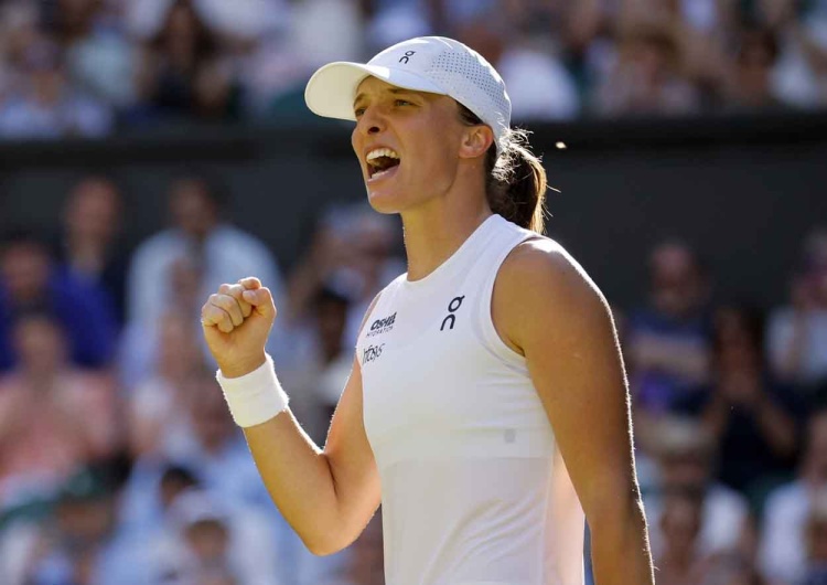 Iga Świątek awansowała do finału Wimbledonu Iga Świątek awansowała do finału Wimbledonu