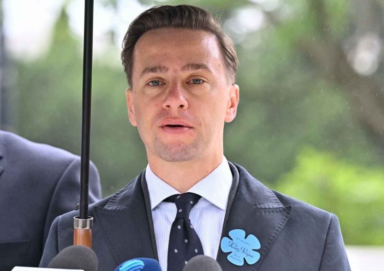 Krzysztof Bosak Krzysztof Bosak o oczekiwaniach wobec Ukrainy: Zakaz tego kultu