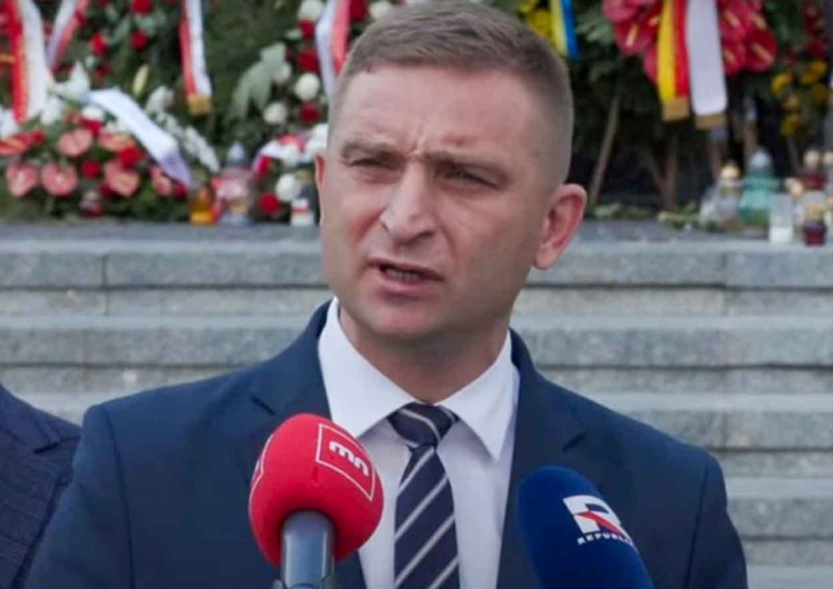 Robert Bąkiewicz Prezydent częściowo ułaskawił Roberta Bąkiewicza