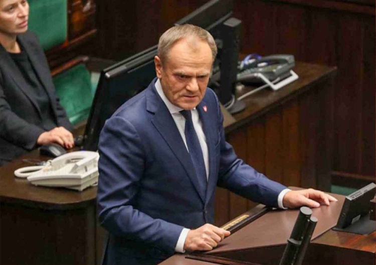Premier Donald Tusk Polacy porównali rząd Tuska z rządami PiS. Jest sondaż