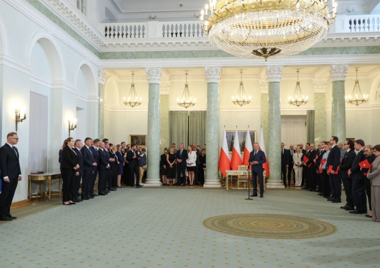 Donald Tusk Tusk pożegnał Bodnara: 