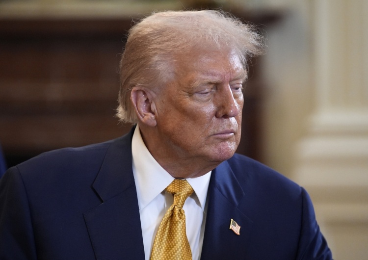 Donald Trump Tȟašúŋke Witkó: Amerykańskie akrobacje dyplomatyczne