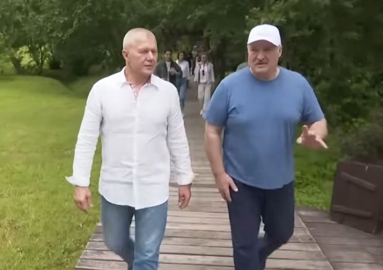 Alaksandr Łukaszenka (P) Łukaszenka: 