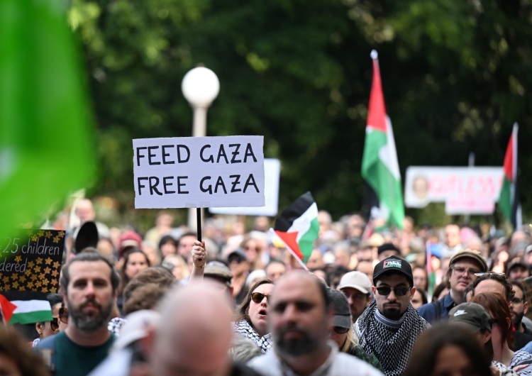 Uliczny protest przeciwko sytuacji w Gazie Proboszcz z Gazy z apelem na Jubileusz Młodych: pomódlcie się o pokój w Ziemi Świętej