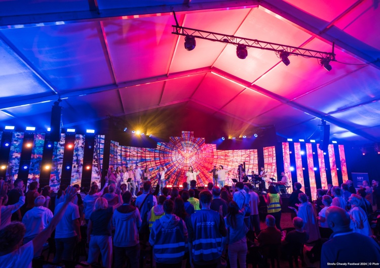 Strefa Chwały Festiwal Wakacje z sensem. Polecamy sposoby na letni wypoczynek z wartościami