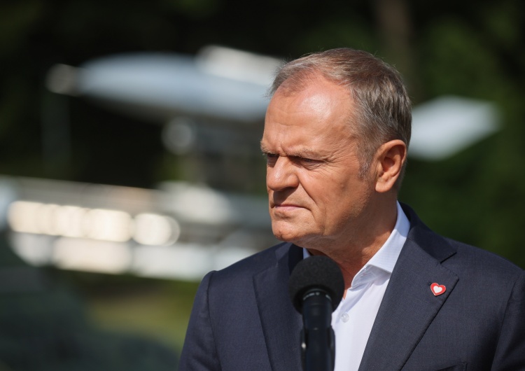 Donald Tusk Szwedzkie służby odebrały polskiej rodzinie dziecko, rząd Tuska odmawia pomocy