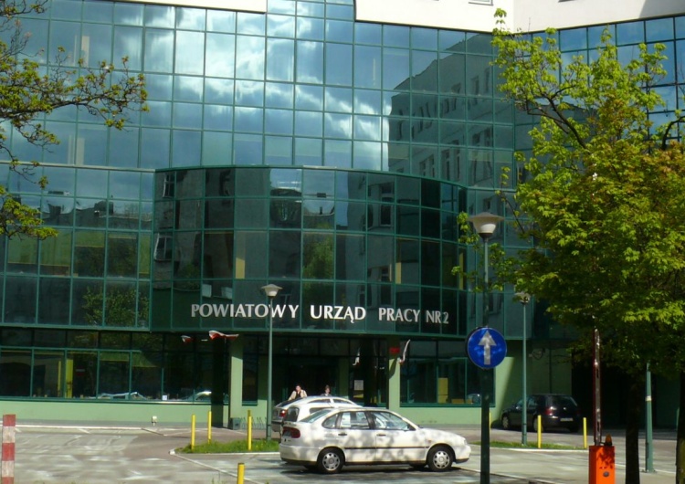 Powiatowy Urząd Pracy Gwałtownie spada liczba ofert pracy. Zbliża się wzrost bezrobocia