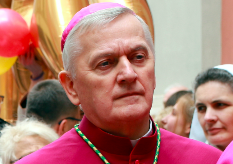 bp Grzegorz Balcerek Bp Balcerek: My, dzieci wolności zdobytej ofiarą życia Powstańców, mamy wobec nich dług