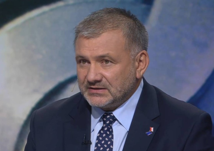 Waldemar Żurek Żurek w TVN: Jeśli tego nie zrobimy, wylądujemy na emigracji, albo w więzieniach