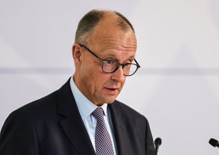 Friedrich Merz Działacz KO w Bytomiu spotkał się z Friedrichem Merzem, przywiózł szalik