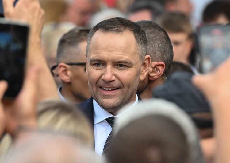 Prezydent RP Karol Nawrocki Prezydent Nawrocki do dziennikarza TVN24: Lepiej się przygotujcie