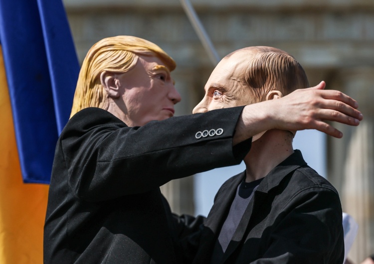 Berlińską manifestacja przeciwko rozmowie Trupa i Putina Dziś Światowy Dzień Modlitwy i Postu przed spotkaniem Trump-Putin