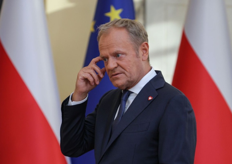 Donald Tusk Afera KPO mocno uderza w ocenę koalicji przez Polaków. Sondaż