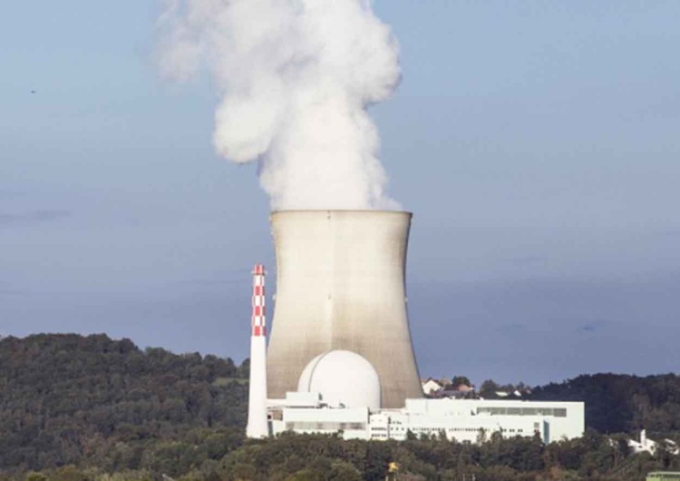 Elektrownia jądrowa, zdjęcie podglądowe Południowokoreański koncern jądrowy wycofuje się z Polski