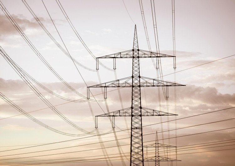 Słup energetyczny, zdjęcie poglądowe Wyłączenia prądu. Ważny komunikat dla mieszkańców lubelskiego