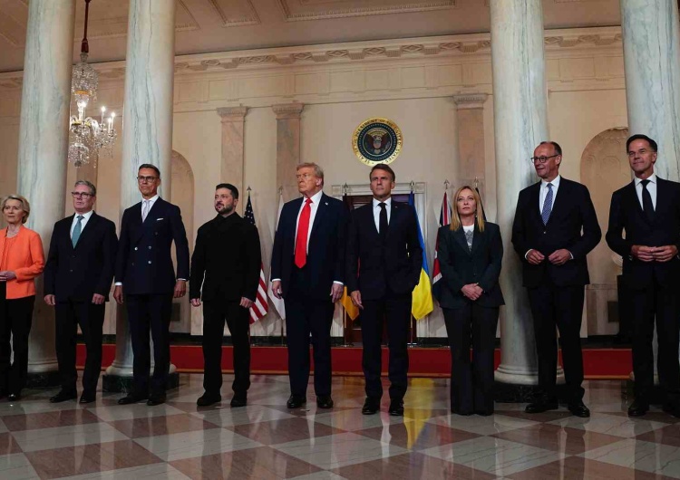 Ursula von der Leyen na marginalnej pozycji podczas spotkania w Waszyngtonie Ursulę von der Leyen wyproszono podczas rozmów Trumpa z europejskimi liderami