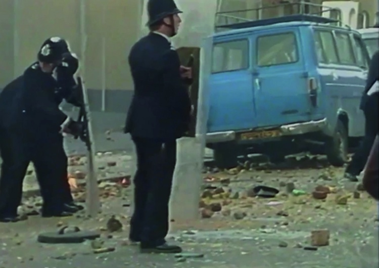  Patryk Stanik: Adam Curtis obnaża mechanizmy władzy