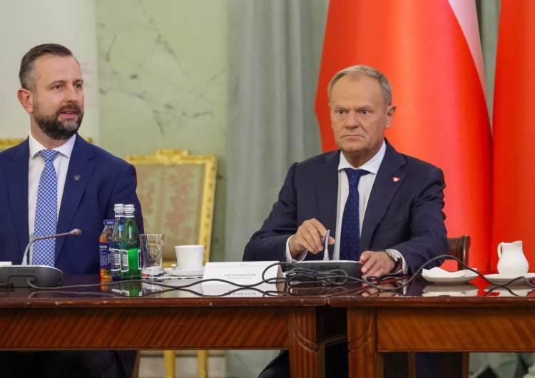 Donald Tusk Tusk: Rada Gabinetowa to nie jest substytut rządu czy parlamentu