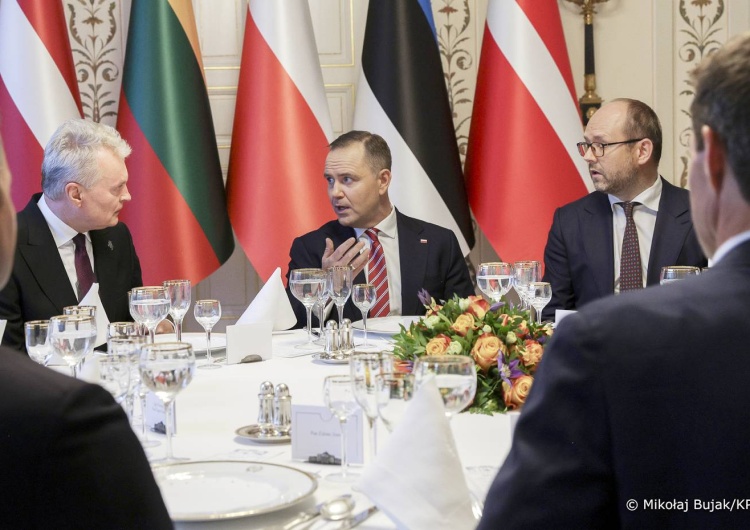Nauseda: Rosja nie chce pokoju i prezydent Nawrocki powiadomi o tym prezydenta Trumpa