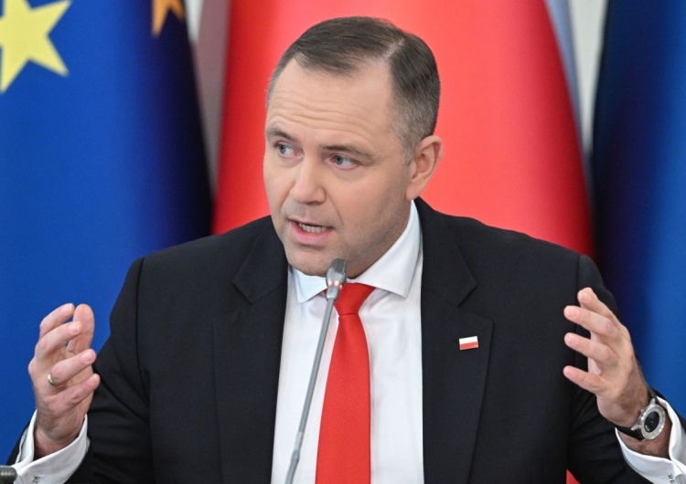 Karol Nawrocki Polacy mówią jasno: większość popiera prezydenta w sprawie reparacji od Niemiec