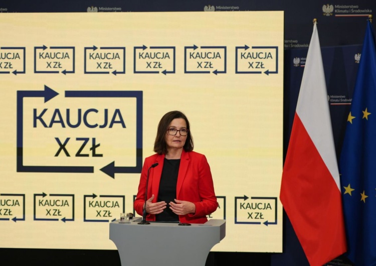 Anita Sowińska Za dwa tygodnie startuje system kaucyjny. Polacy będą dopłacać za butelki plastikowe i puszki